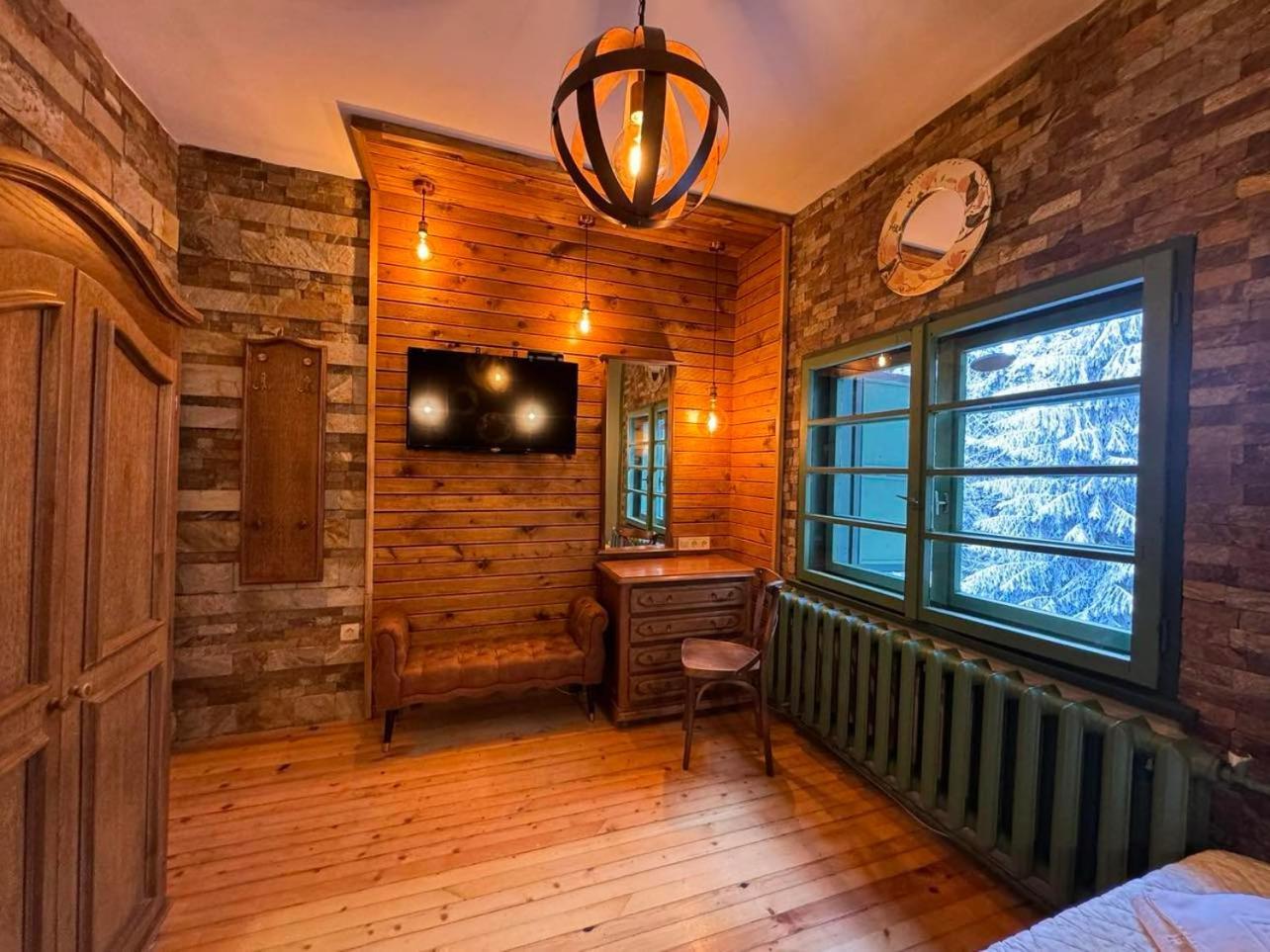 Villa Adis With Hot Pool & Jacuzzi By Bookvillabg Borovets Buitenkant foto