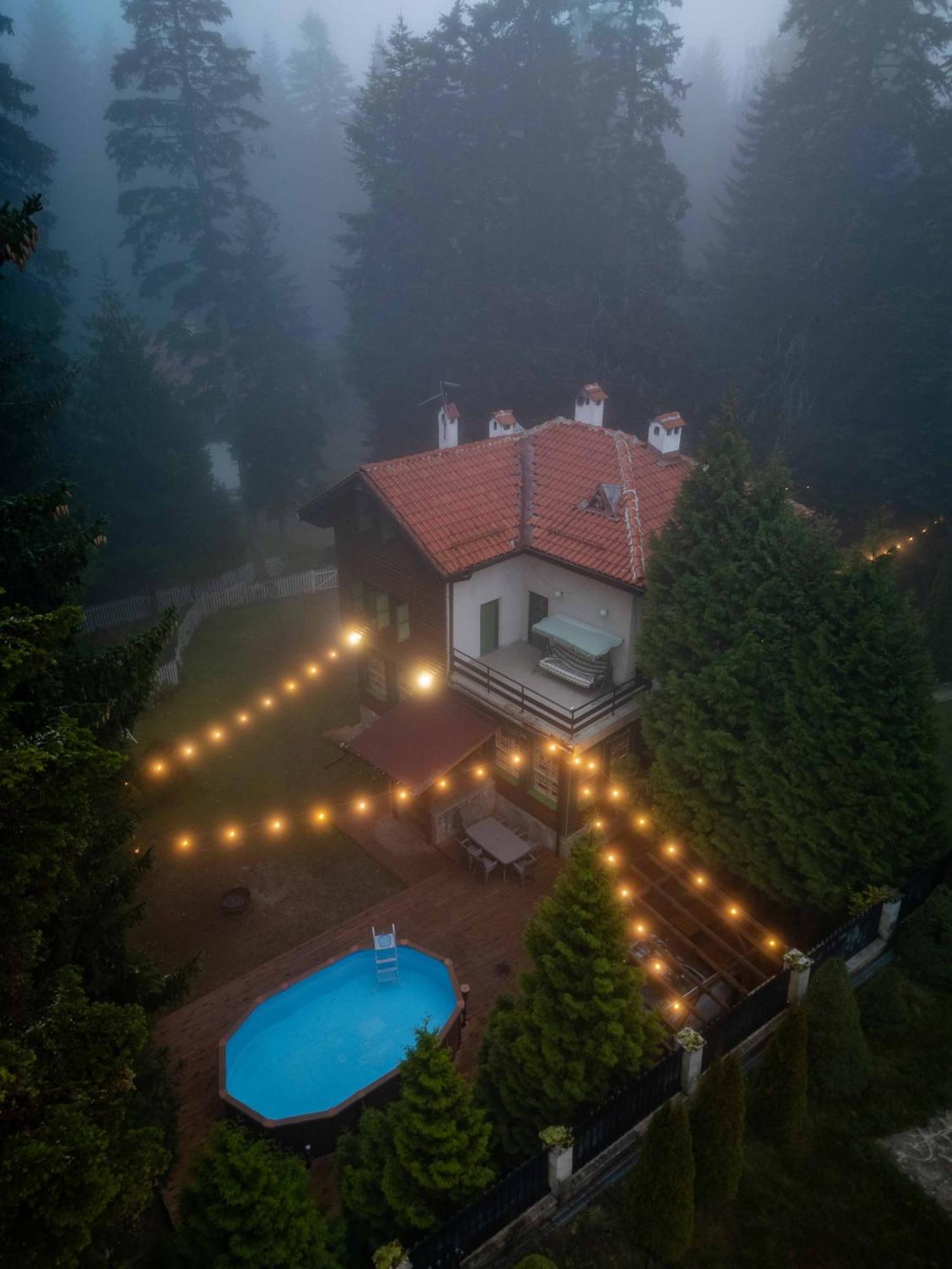 Villa Adis With Hot Pool & Jacuzzi By Bookvillabg Borovets Buitenkant foto